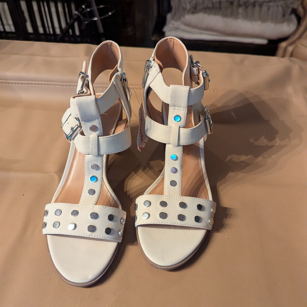 Nine West Silver and Cream Sandals with Gladiator Design